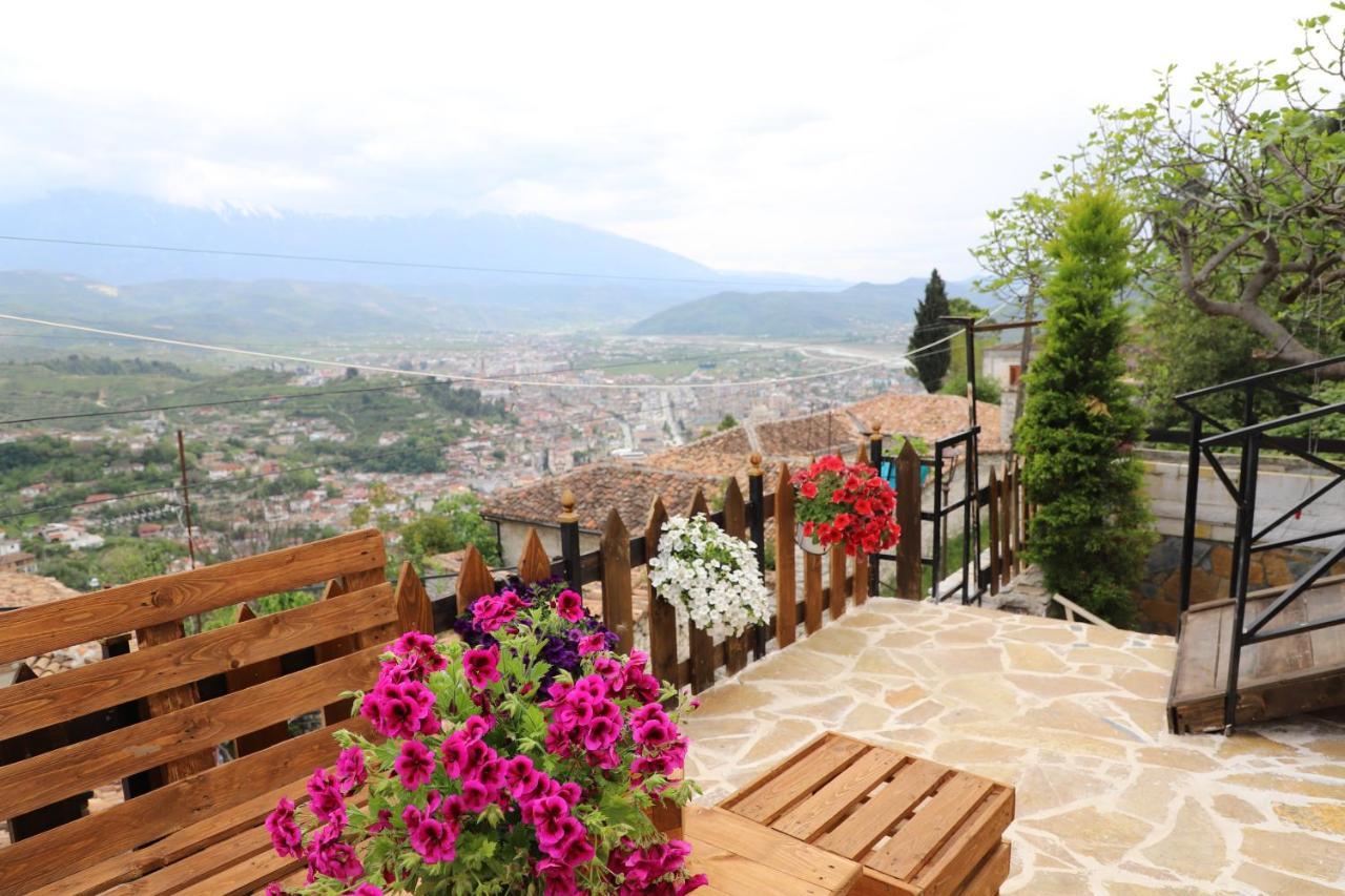 Guest House Maria - Berat Castle 外观 照片