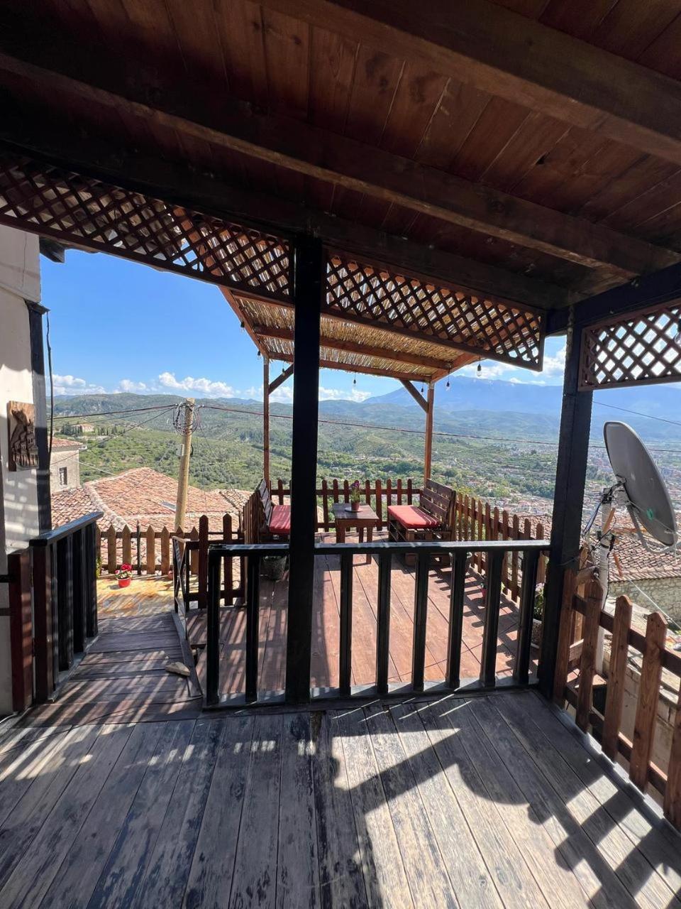Guest House Maria - Berat Castle 外观 照片
